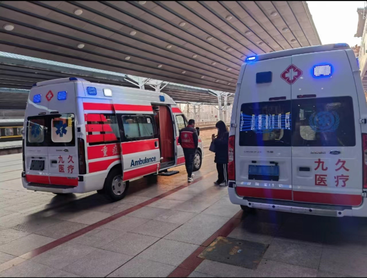 息县救护车长途转运